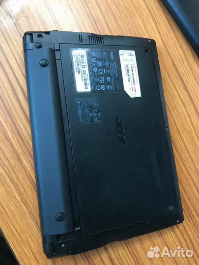Нетбук acer aspire one 522
