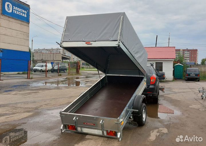 Прицеп 2.5х1.4 с тентом на газовых упорах