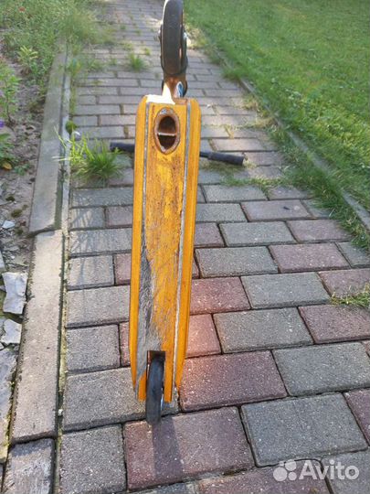 Трюкоаой самокат Trix agressor