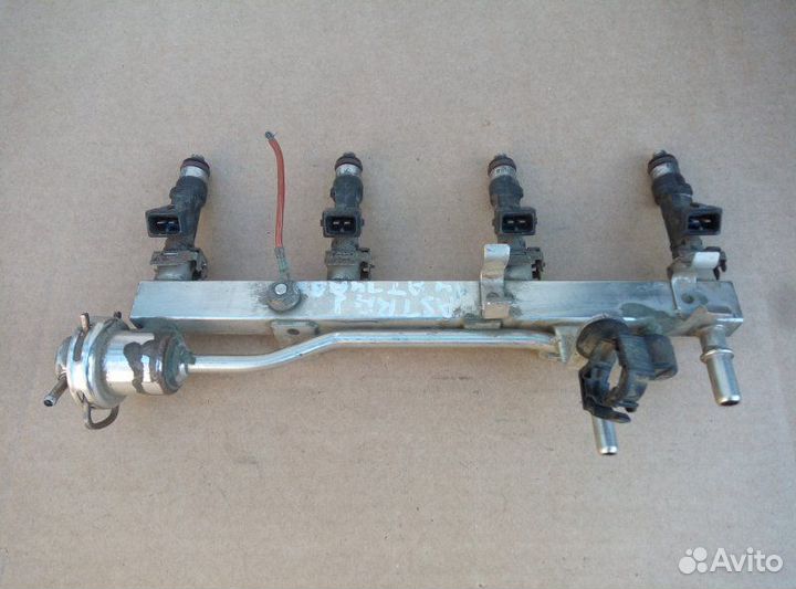 Топливная рампа Opel Astra J 1.4 turbo