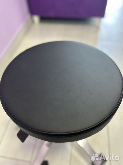 Стул таблетка