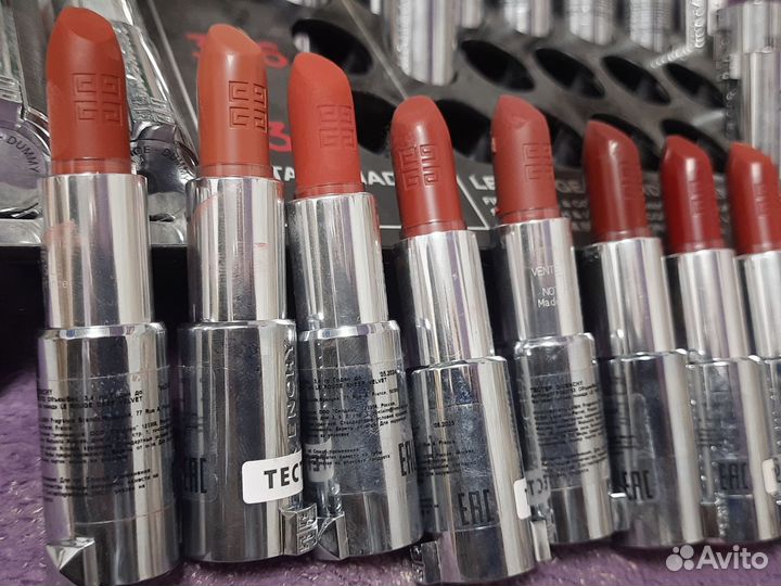 Помада givenchy le rouge