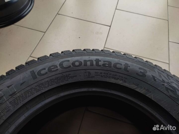 Continental IceContact 3 215/65 R16 102T