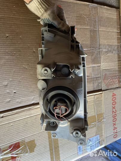 Фара Toyota Caldina ST196