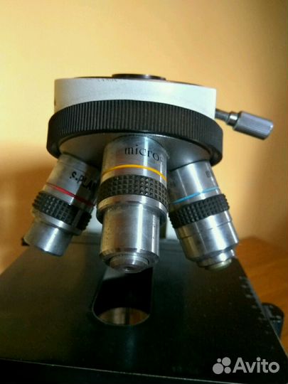 Деталь для микроскопа