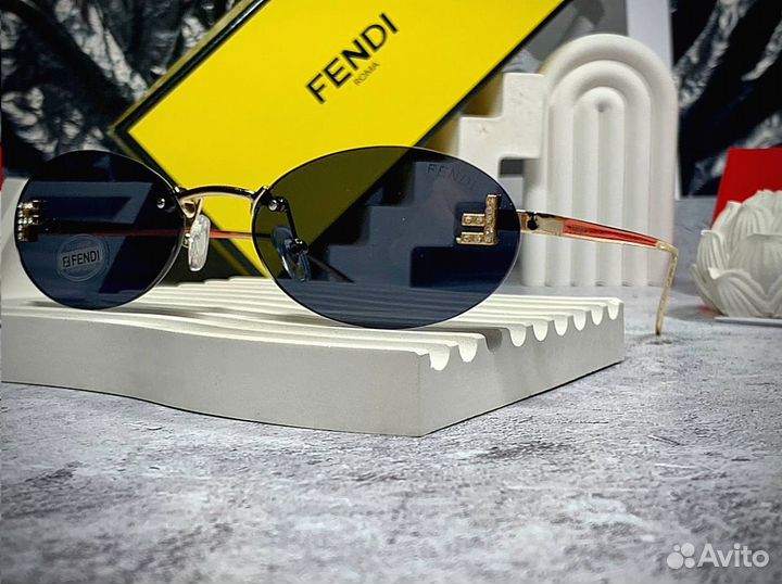 Очки Fendi женские
