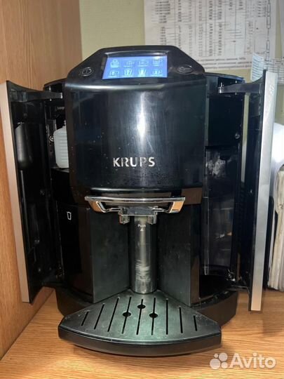 Кофемашина зерновая Krups Barista EA9000
