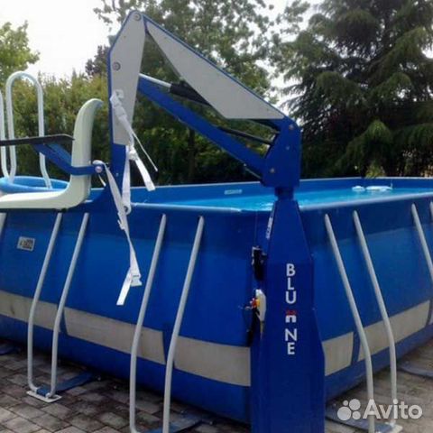 Подъемник для инвалидов бассейный Serie F100