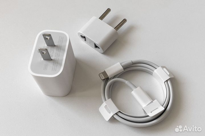 Сетевое зарядное устройство Apple USB-C 20W
