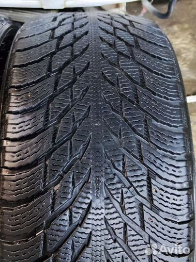 Nokian Tyres Hakkapeliitta R3 235/45 R18 98T