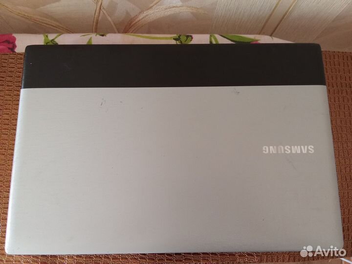Ноутбук samsung RV515