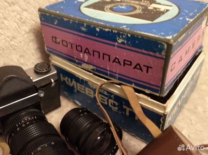 Фотоаппарат Киев 6с с объективами Вега 12Б, Мир 26