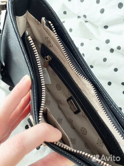 Сумка Guess черная