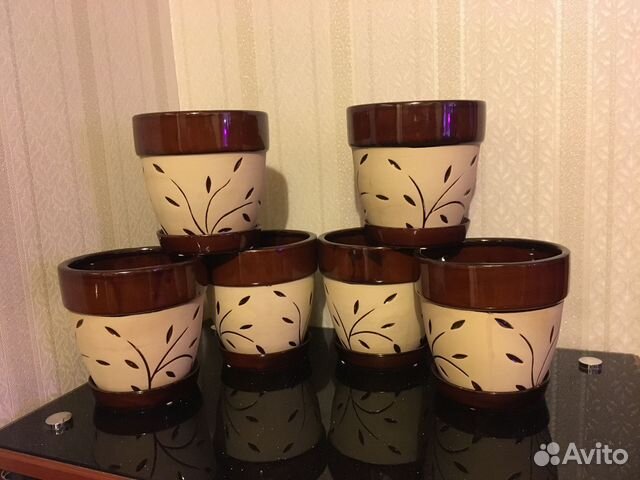 Керамические горшки бежево-коричневые