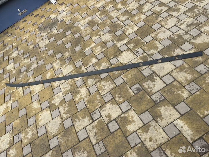 Молдинг крыши Kia Carnival KA4