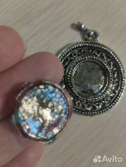 Кулон, медальон, подвеска с натуральными камнями