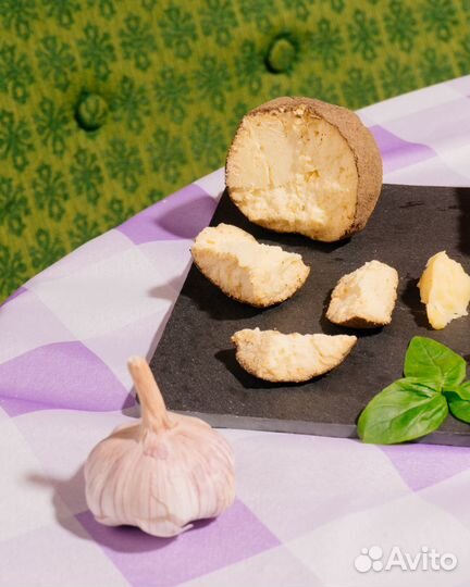 Полутвердый сыр в ассортименте, свое производство