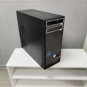 Athlon II X4 640 / 8 GB / GT730 / 500GB