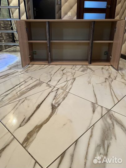 Полка настенная навесная