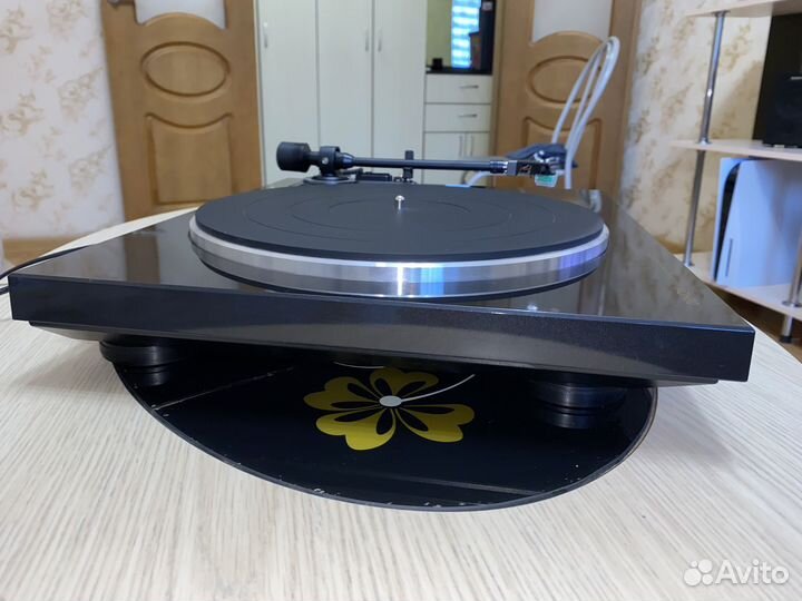 Проигрыватель винила Denon DP-300F. Торг