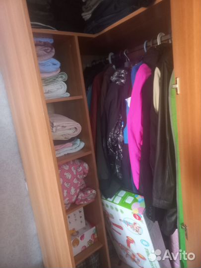 Угловой шкаф с зеркалом бу