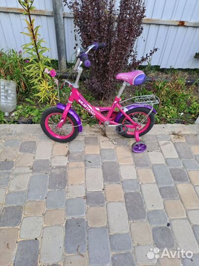 Детский трехколесный велосипед бу