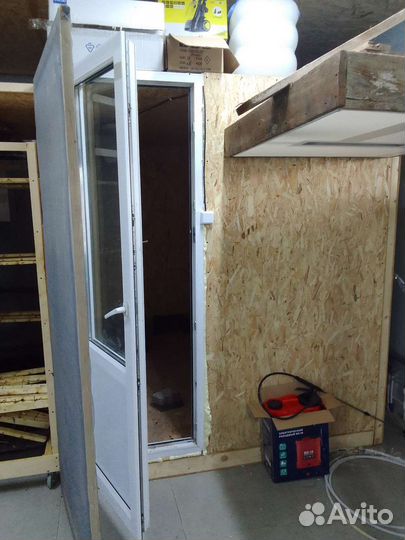 Холодильная камера с холодильной установкой