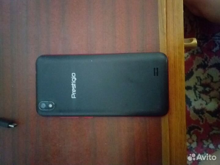 Prestigio MultiPhone 3451, 4 ГБ