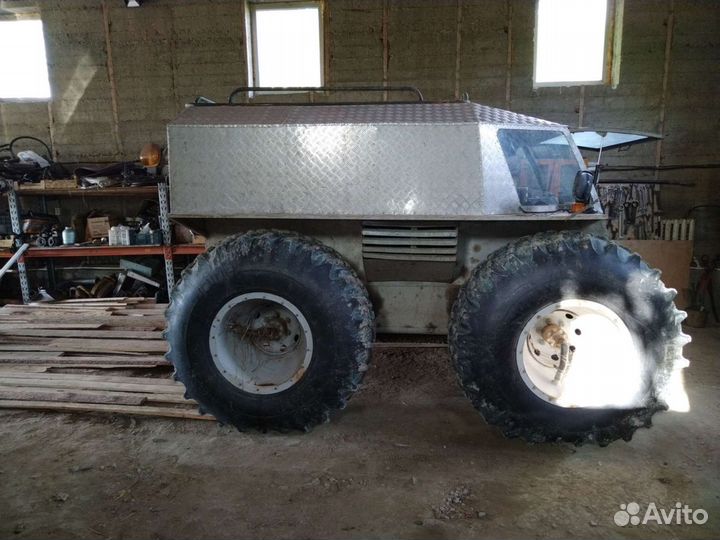 Плавающий вездеход