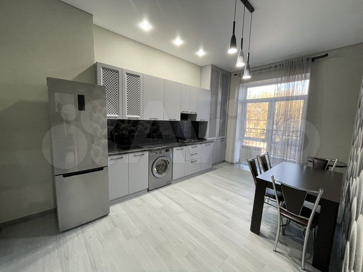 2-к. квартира, 68 м², 2/3 эт.