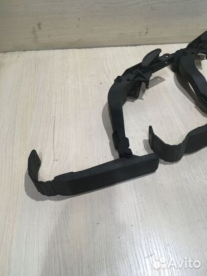 Педаль газа Мерседес W210