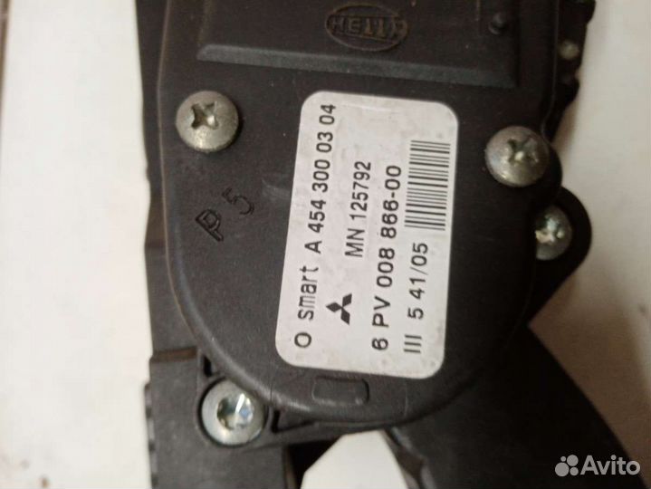 Педаль газа SMART Forfour 2005 MN125792