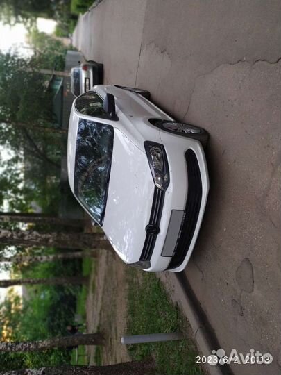 Volkswagen Polo 1.6 МТ, 2015, 320 000 км