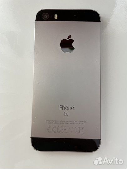 Телефон iPhone 5se