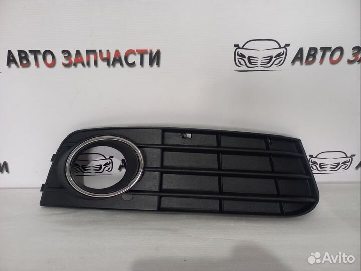 Audi A4 оправа птф правая