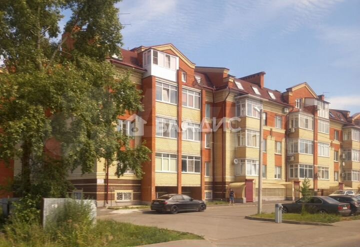 3-к. квартира, 79 м², 4/4 эт.