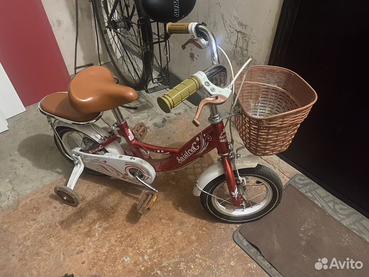 Детский трехколесный велосипед