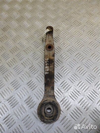 Рычаг передний Toyota Hilux (2005-2015) 2.5 D