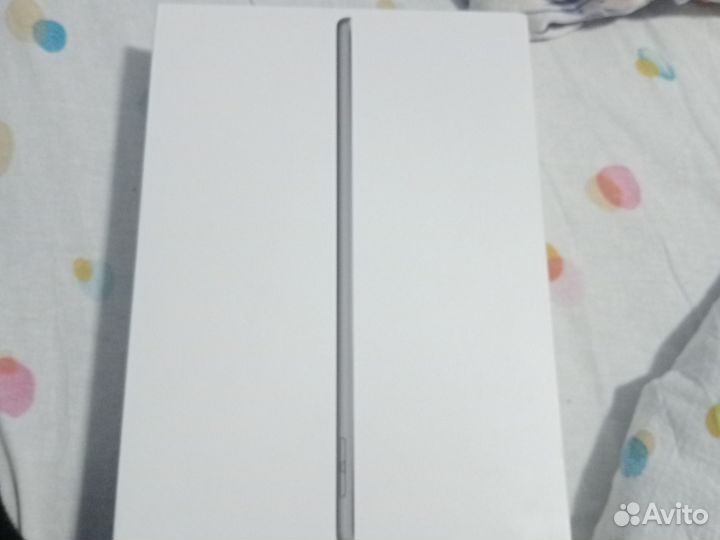 iPad 10.2