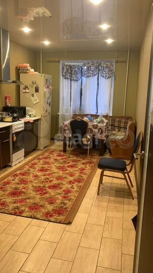 3-к. квартира, 81 м², 5/10 эт.