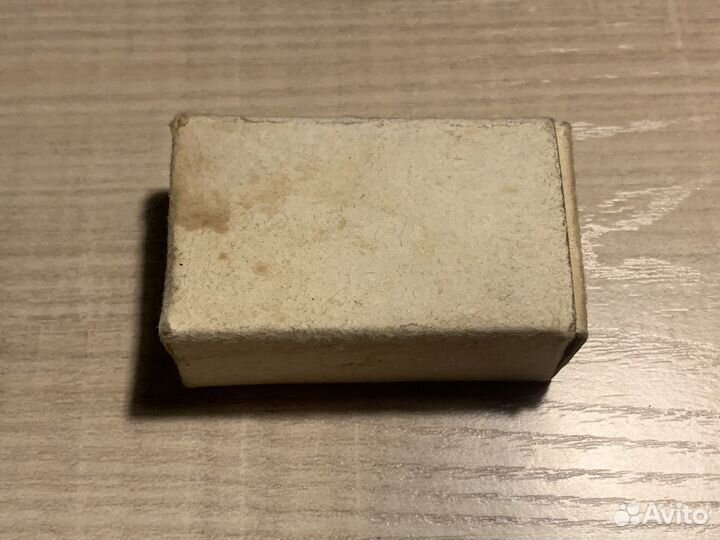 Новый нагрудный знак об окончании техникума