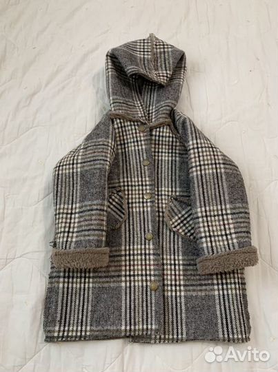 Пальто на девочку