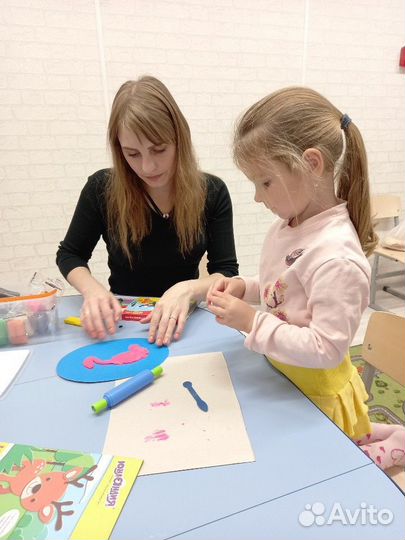 Преподаватель Изо