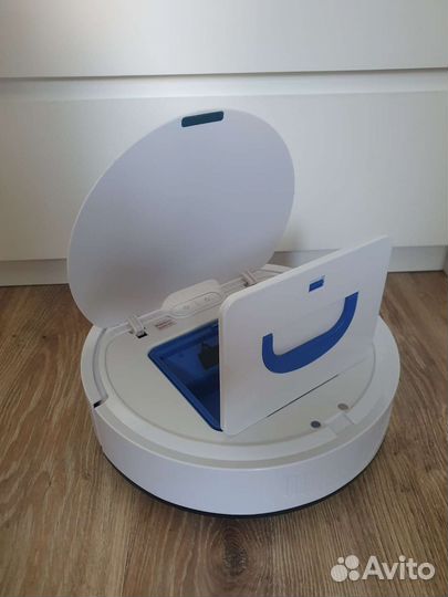 Робот пылесос elari