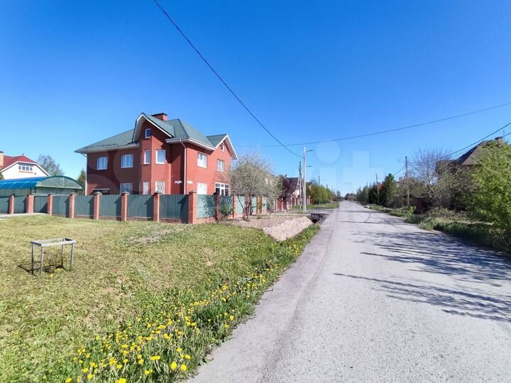 Коттедж 450 м² на участке 12 сот.