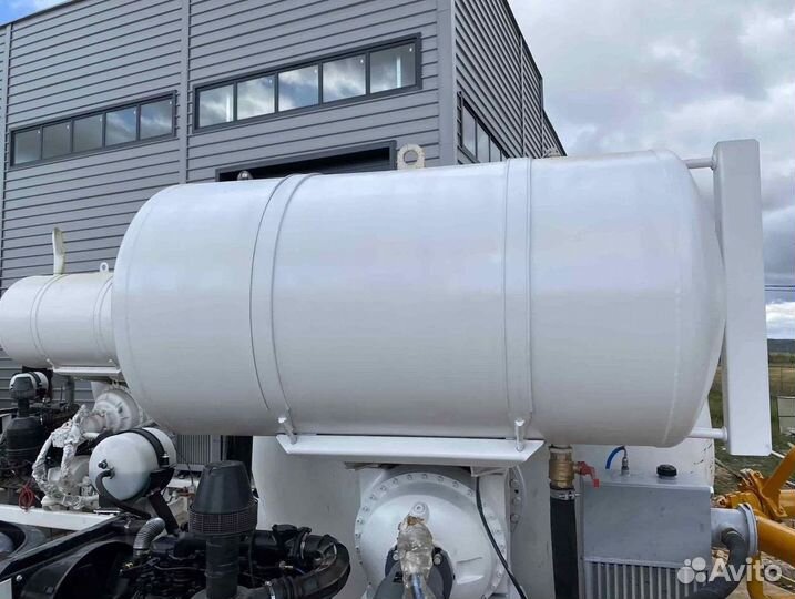 Водобак автобетоносмесителя Тигарбо