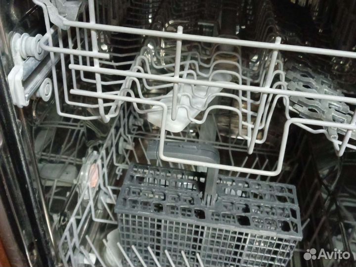 Посудомоечная машина Electrolux