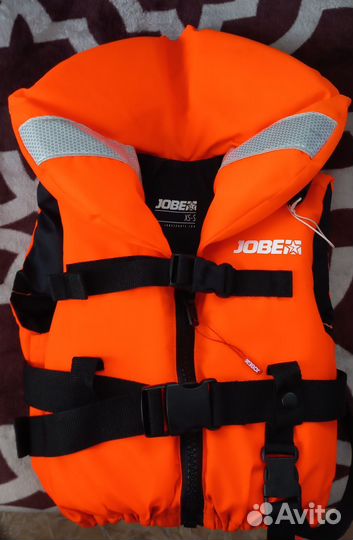 Спасательный жилет