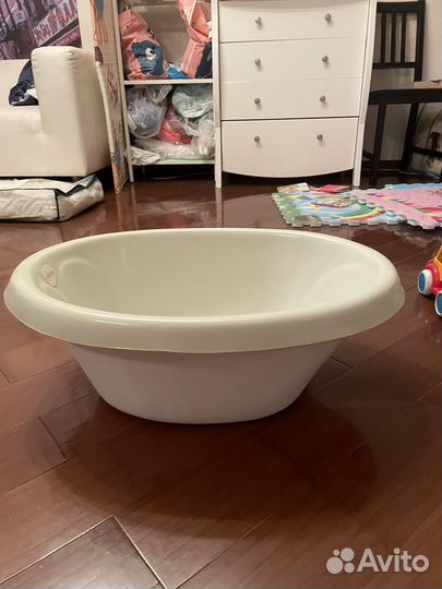 Мягкая ванночка-термос Sobble