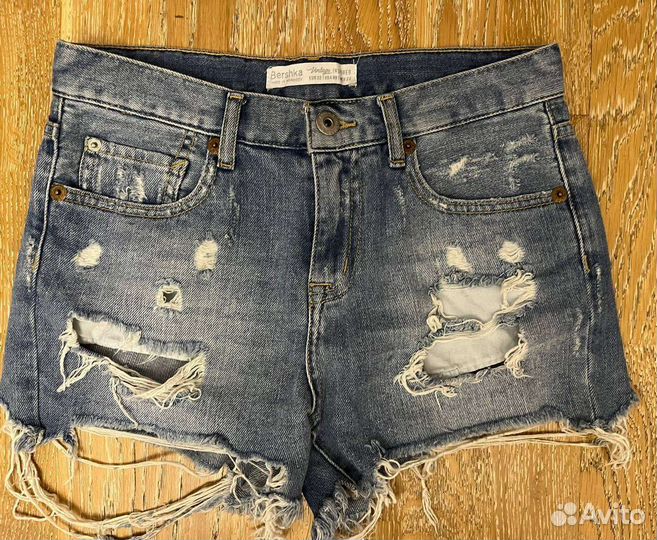 Джинсовые шорты для девочки